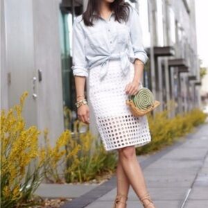 Banana Republic 100% Cotton Beachy Circle Eyelet Lace Skirt EUC